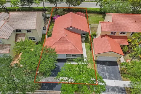 648 Sand Creek Circle Weston FL 33327