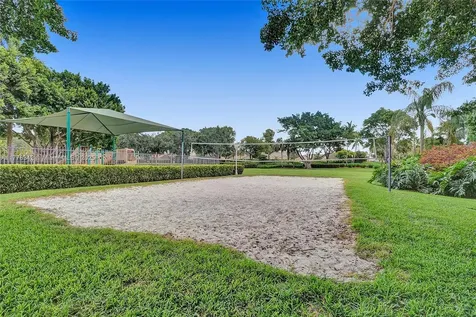 648 Sand Creek Circle Weston FL 33327