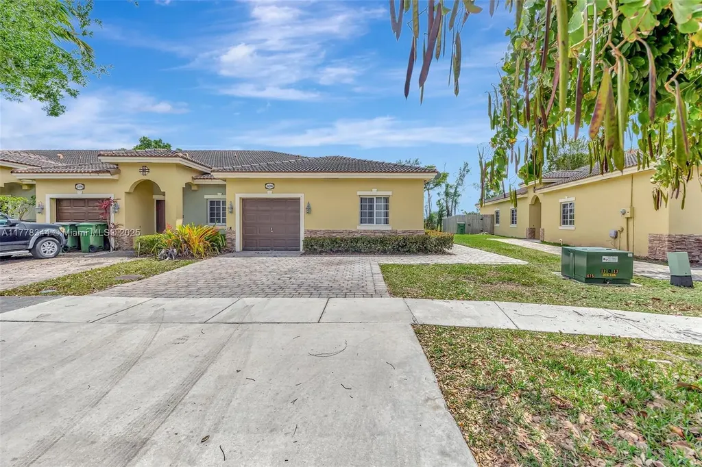 3274 NE 11th Drive Homestead FL 33033