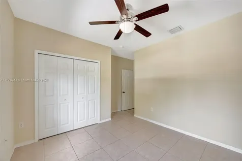 3274 NE 11th Drive Homestead FL 33033