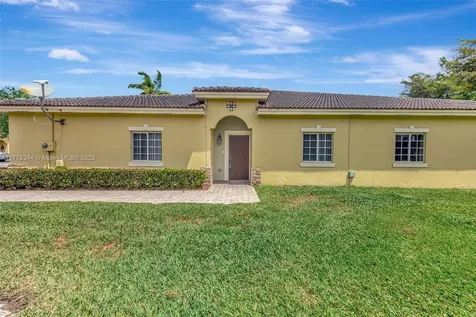 3274 NE 11th Drive Homestead FL 33033