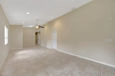 3274 NE 11th Drive Homestead FL 33033