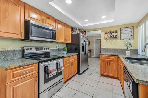 3800 NW 37th Street Lauderdale Lakes FL 33309