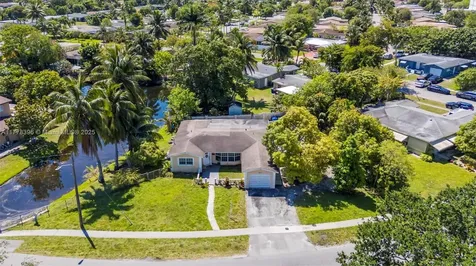 3800 NW 37th Street Lauderdale Lakes FL 33309