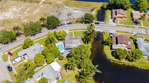 3800 NW 37th Street Lauderdale Lakes FL 33309