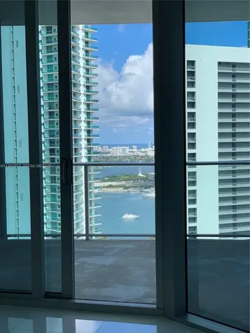 851 NE 1st Avenue Miami FL 33132