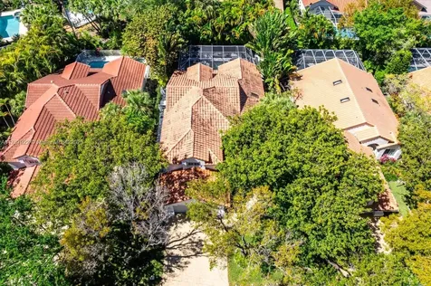 517 Misty Oaks Drive Pompano Beach FL 33069