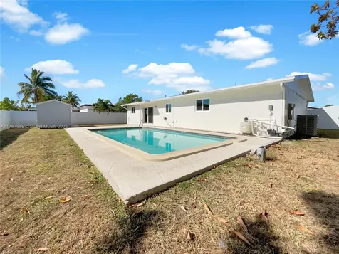 19663 SW 119th Court Miami FL 33177