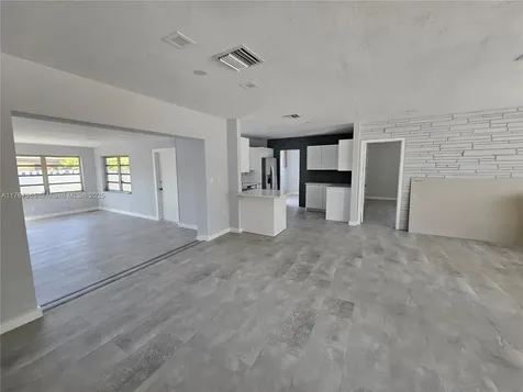 210 SW 68th Boulevard Pembroke Pines FL 33023