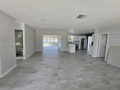 210 SW 68th Boulevard Pembroke Pines FL 33023