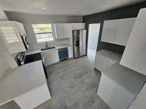 210 SW 68th Boulevard Pembroke Pines FL 33023