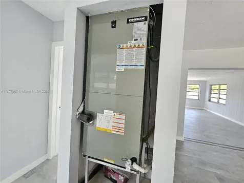 210 SW 68th Boulevard Pembroke Pines FL 33023