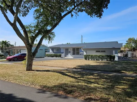 210 SW 68th Boulevard Pembroke Pines FL 33023