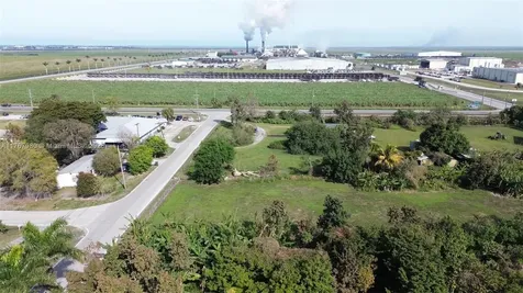 1033 NE 18th Street Belle Glade FL 33430