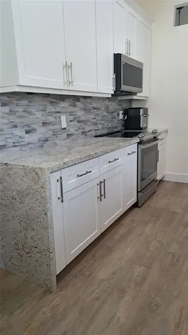 1100 SW 85th Terrace Pembroke Pines FL 33025