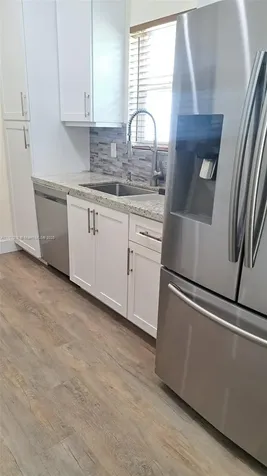 1100 SW 85th Terrace Pembroke Pines FL 33025