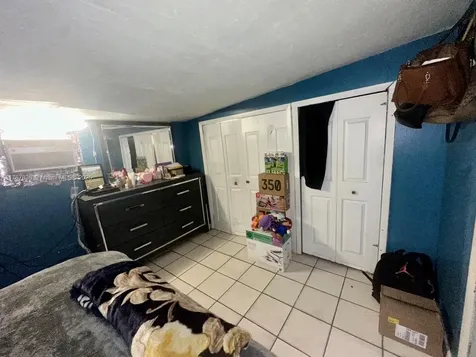1739 NW 113th Terrace Miami FL 33167