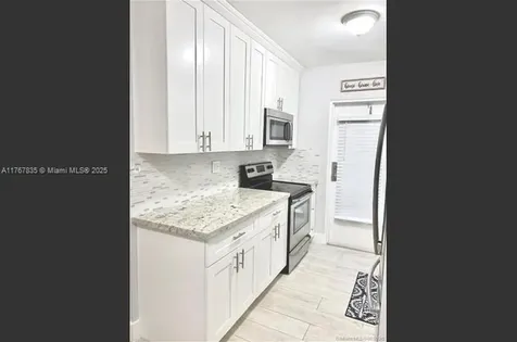 81 Edgewater Drive Coral Gables FL 33133