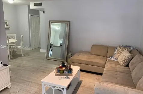 81 Edgewater Drive Coral Gables FL 33133