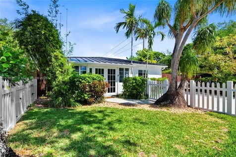 901 SW 9th Street Fort Lauderdale FL 33315