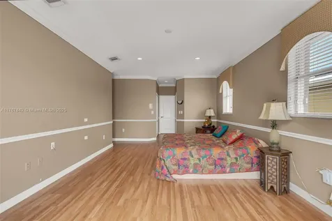 16254 SW 67th Terrace Miami FL 33193-5589