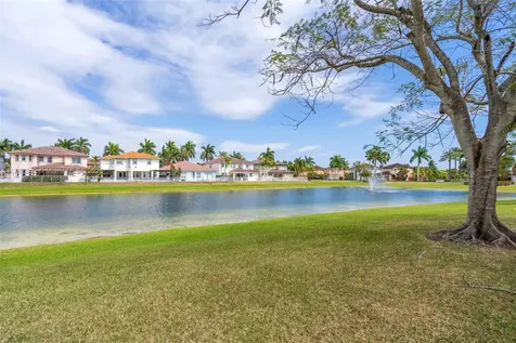 16254 SW 67th Terrace Miami FL 33193-5589