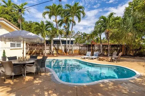 705 NE 15th Court Fort Lauderdale FL 33304