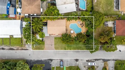 705 NE 15th Court Fort Lauderdale FL 33304