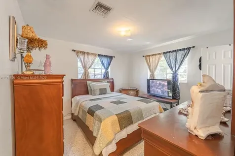 1300 SW 67th Way Pembroke Pines FL 33023