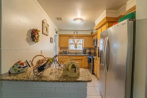1300 SW 67th Way Pembroke Pines FL 33023
