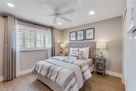 240 Galen Drive Key Biscayne FL 33149