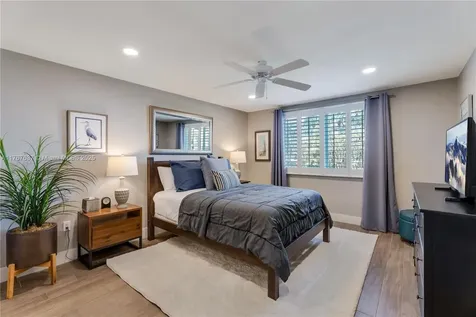240 Galen Drive Key Biscayne FL 33149