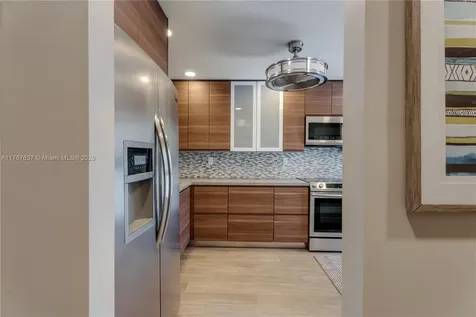 240 Galen Drive Key Biscayne FL 33149