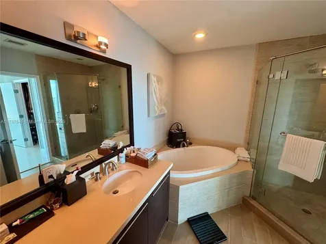 7930 East Drive North Bay Village FL 33141
