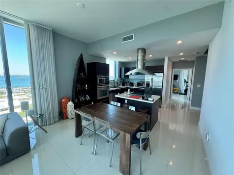 7930 East Drive North Bay Village FL 33141