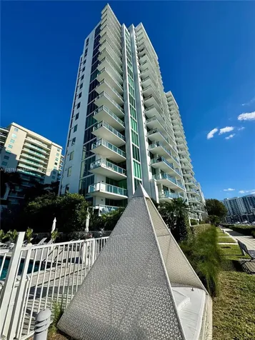 7930 East Drive North Bay Village FL 33141