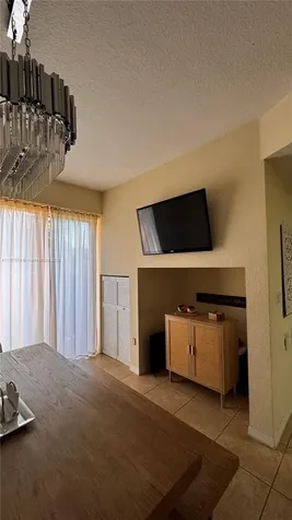 1033 SW 144th Avenue Pembroke Pines FL 33027