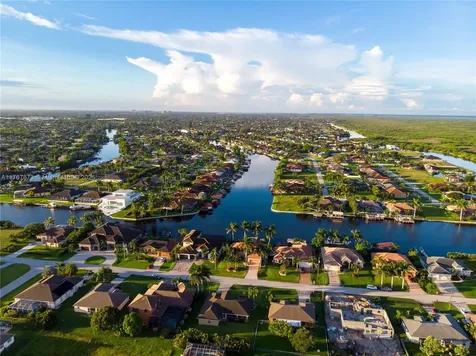 12167 Alumna Avenue Port Charlotte FL 33981