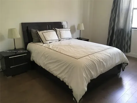 5189 NW 85th Avenue Miami FL 33166
