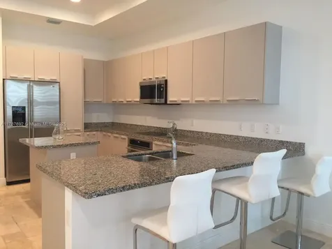 5189 NW 85th Avenue Miami FL 33166
