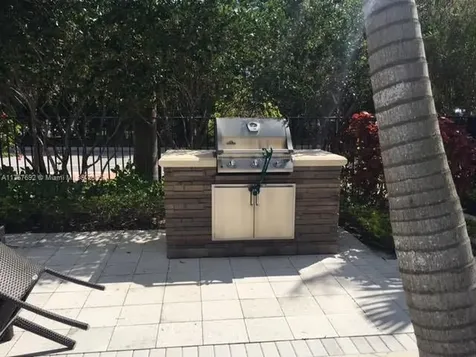 5189 NW 85th Avenue Miami FL 33166