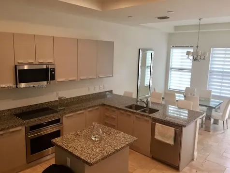 5189 NW 85th Avenue Miami FL 33166