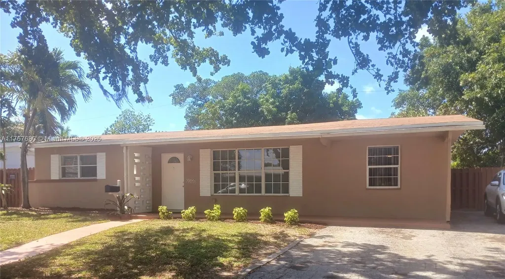 6464 Johnson Street Hollywood FL 33024