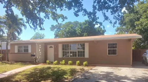 6464 Johnson Street Hollywood FL 33024