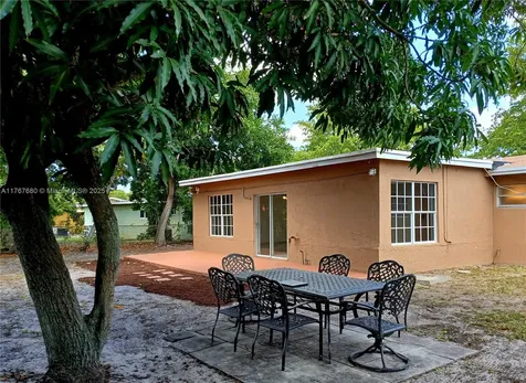 6464 Johnson Street Hollywood FL 33024