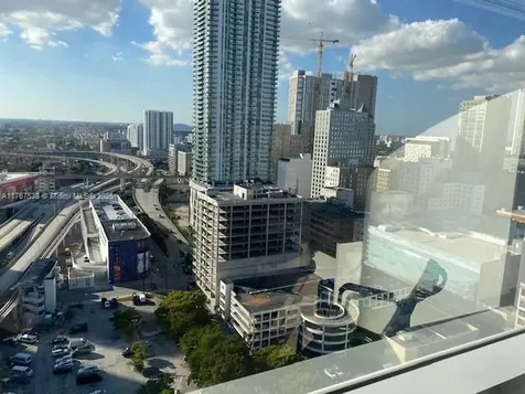 100 SE 2 Street Miami FL 33131