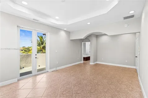 2080 SW 152nd Place Miami FL 33185