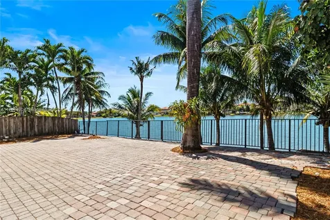 2080 SW 152nd Place Miami FL 33185