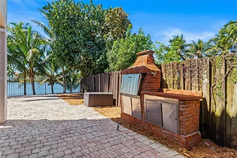 2080 SW 152nd Place Miami FL 33185