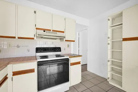 14621 S Beckley Square Davie FL 33325